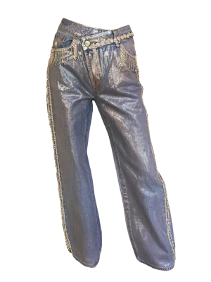 Pantalon con detalles de pedreria bordada